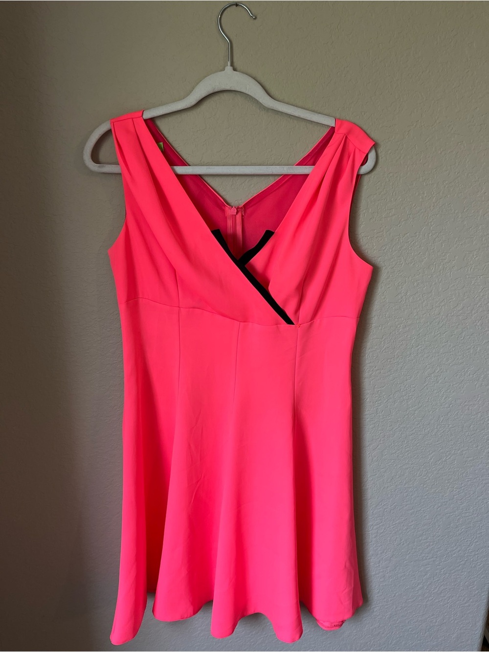 Green & Country Neon Pink Fit & Flare Dress MED - Coral Cocktail Party Wedding
